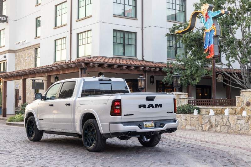 Ram 1500 Laramie 2025.