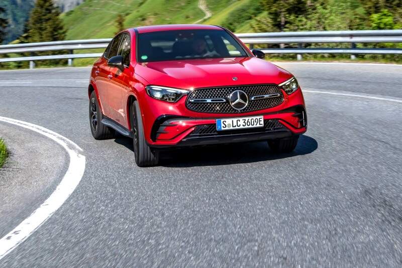 Mercedes-Benz GLC 300 4Matic AMG Line Coupé.