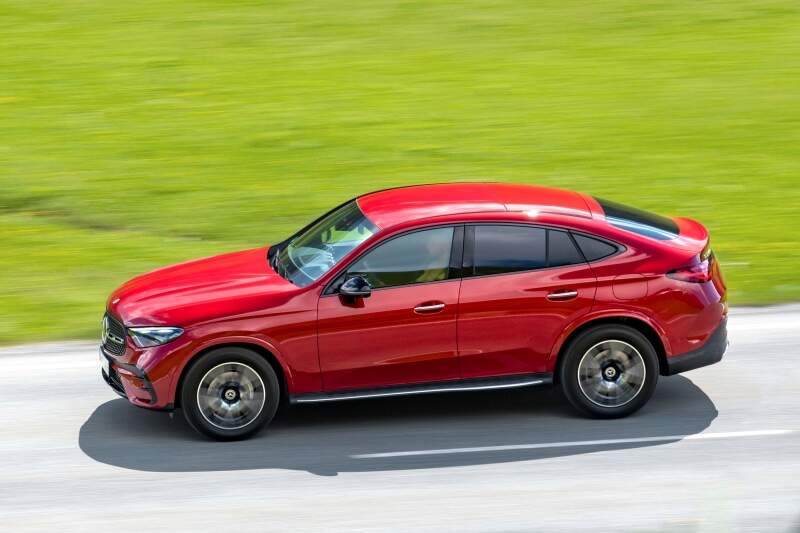 Mercedes-Benz GLC 300 4Matic AMG Line Coupé.