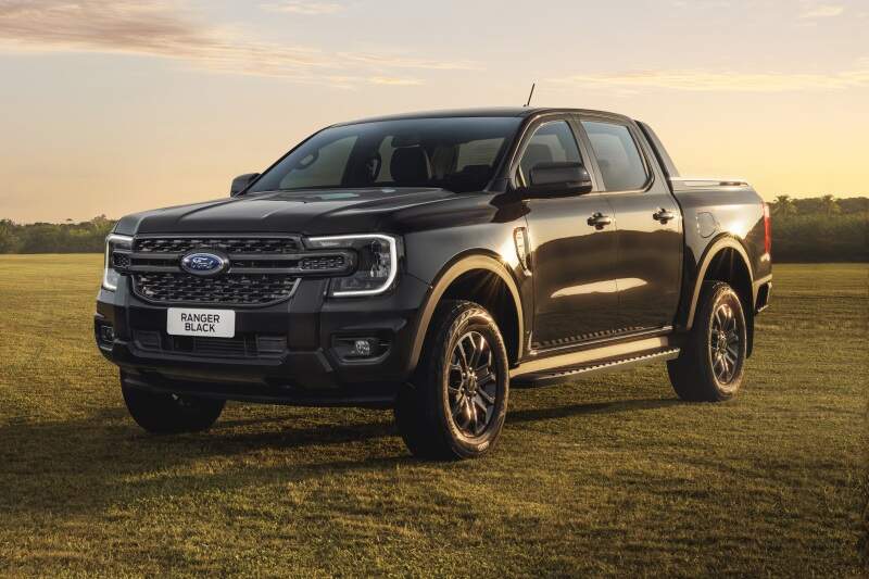 Ford Ranger Black.