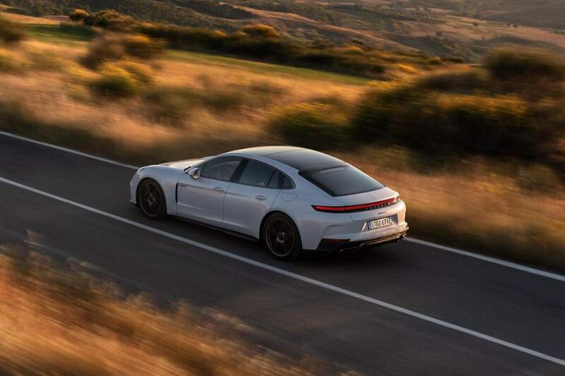 Porsche Panamera Turbo E-Hybrid.