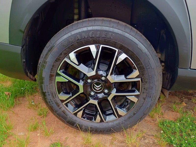 Citroën Basalt Shine.