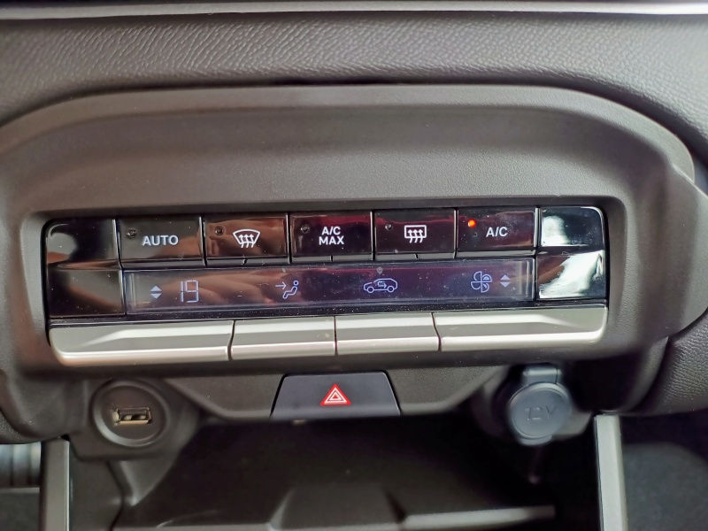 Citroën Basalt Shine.