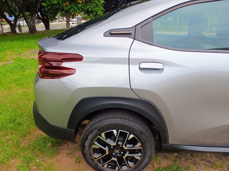 Citroën Basalt Shine.