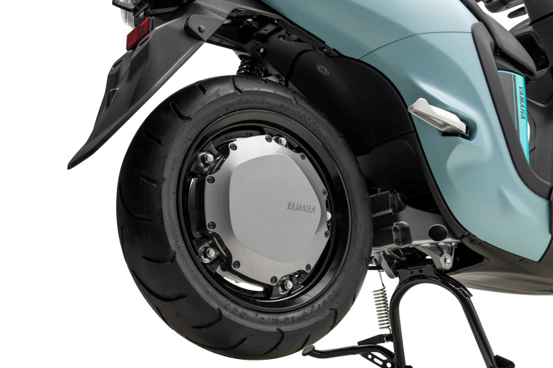 Yamaha Neo's Connected.