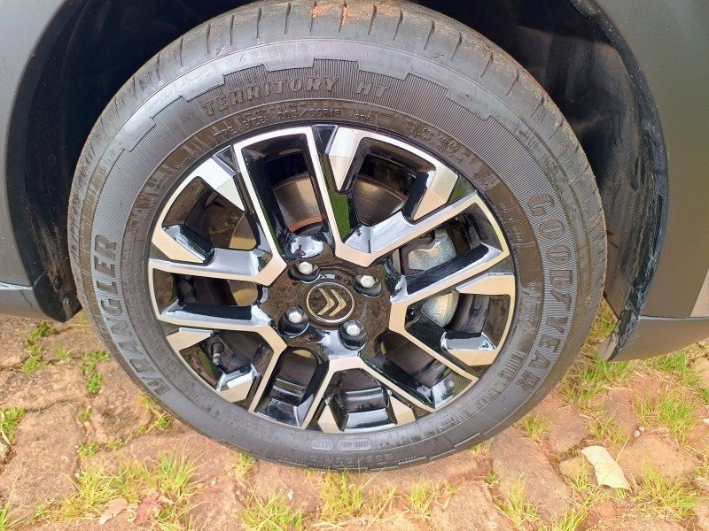 Citroën Basalt Shine.