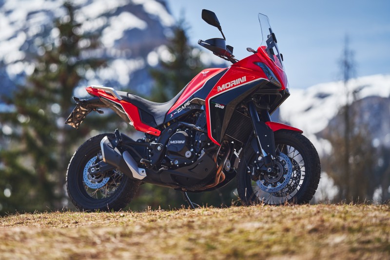 Moto Morini X-Cape 650cc.