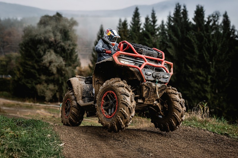 CFMoto CForce 1000 MV.