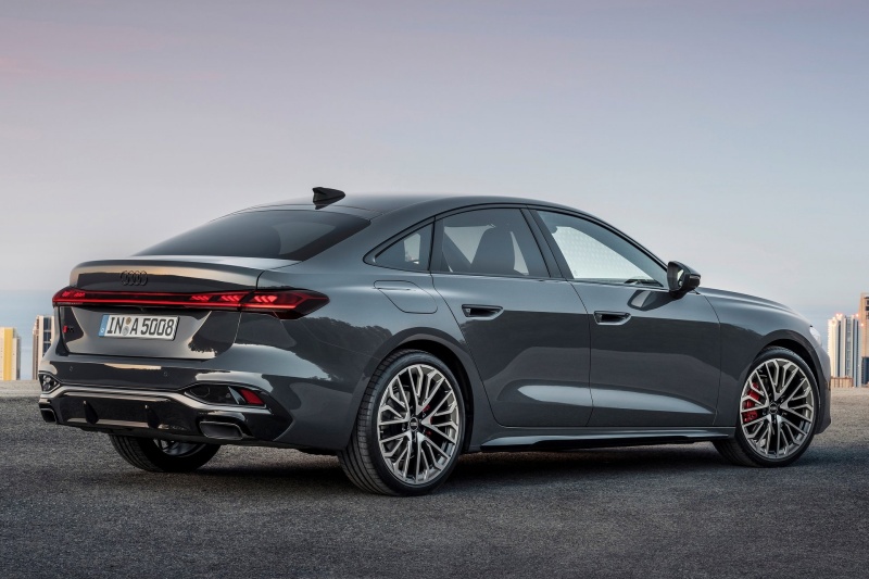 Audi A5 Sedan.