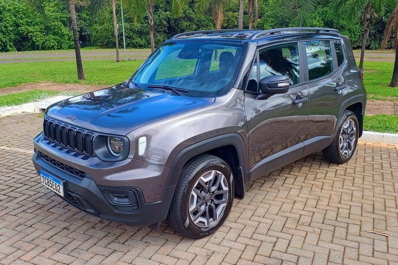Jeep Renegade Sport Altitude.