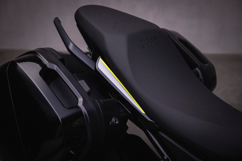 Triumph Tiger Sport 800.
