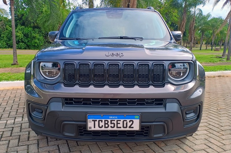Jeep Renegade Sport Altitude.