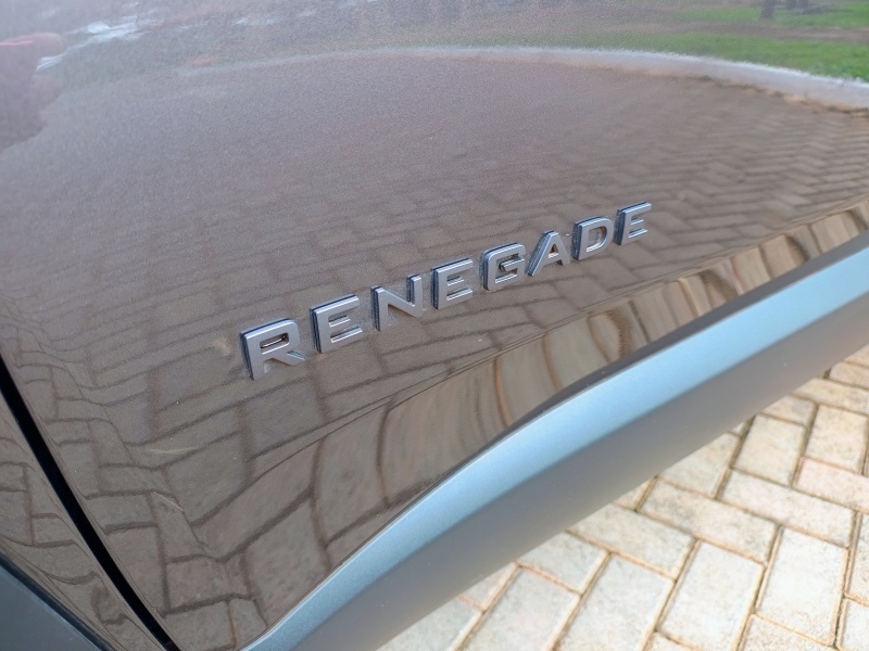 Jeep Renegade Sport Altitude.
