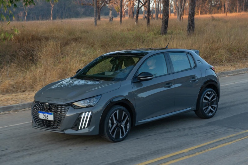 Peugeot 208.