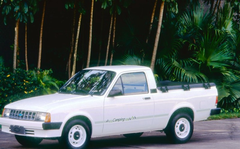 Chevrolet Chevy 500 Camping.