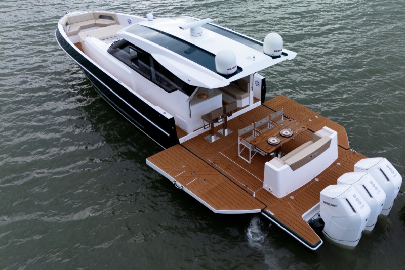 Fishing 510 Super Sport.