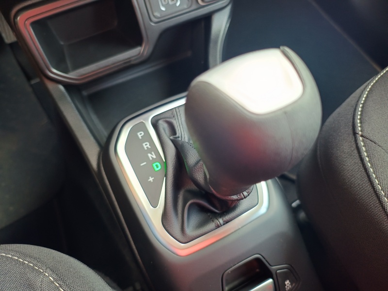 Jeep Renegade Sport Altitude.