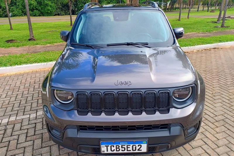 Jeep Renegade Sport Altitude.