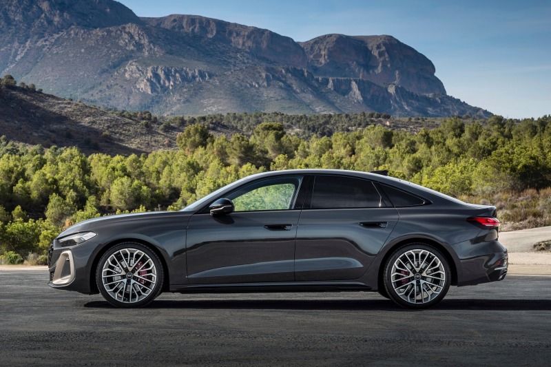 Audi A5 Sedan.