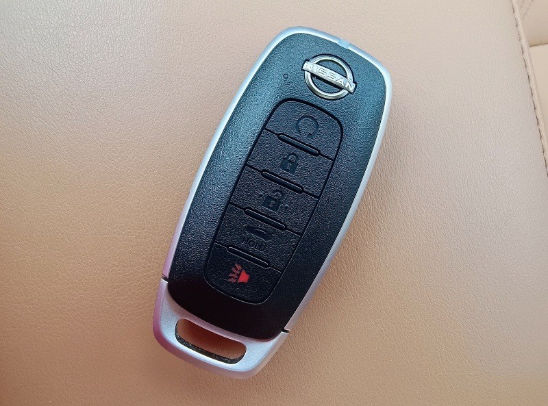 Nissan Sentra Exclusive.
