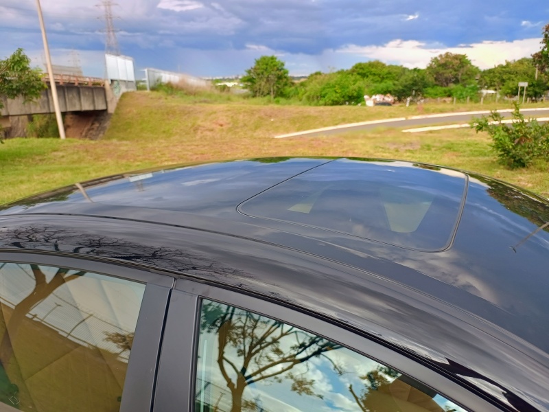 Nissan Sentra Exclusive.