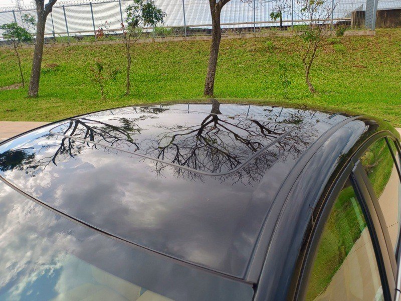 Nissan Sentra Exclusive.