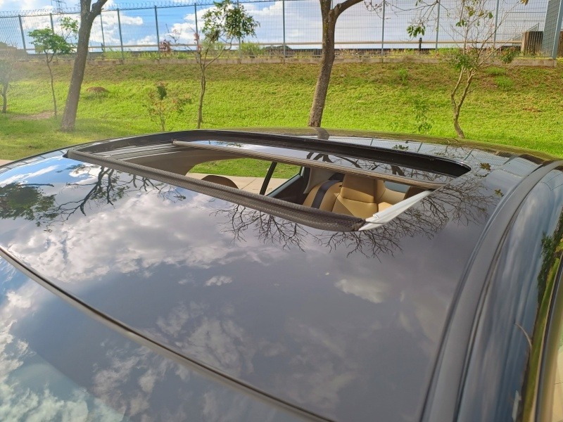 Nissan Sentra Exclusive.