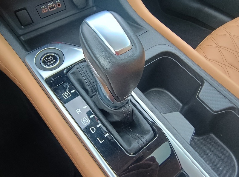 Nissan Sentra Exclusive.