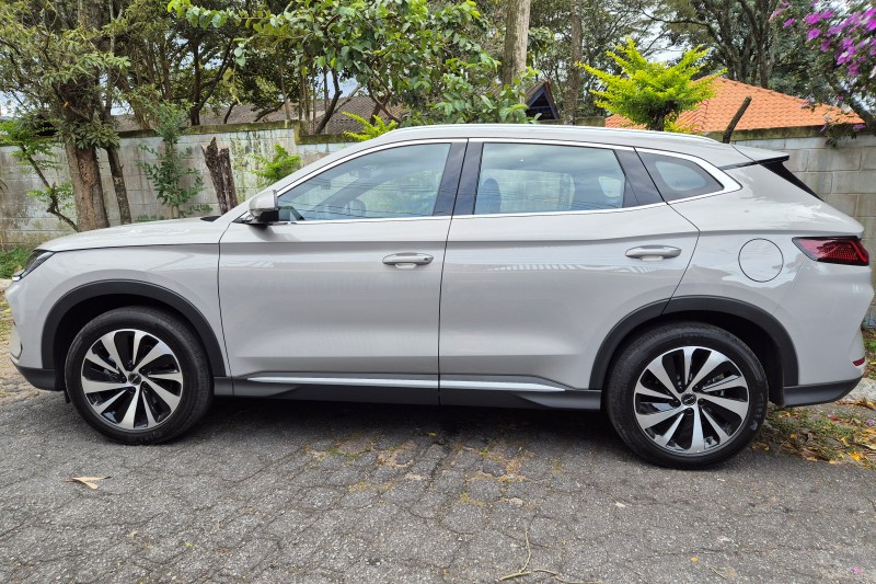 BYD Song Plus.