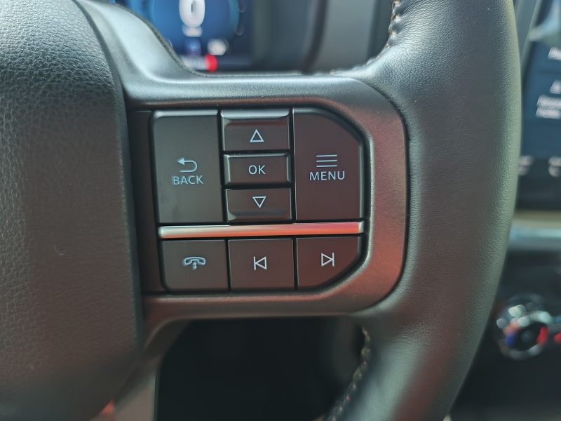 Ford F-150 Lariat.