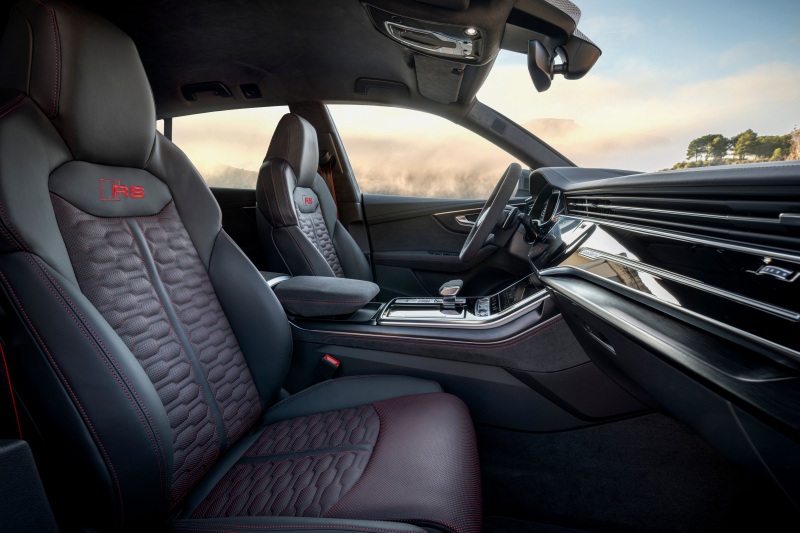 Audi RS Q8.