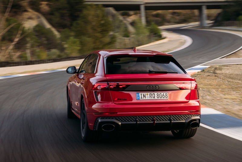 Audi RS Q8.