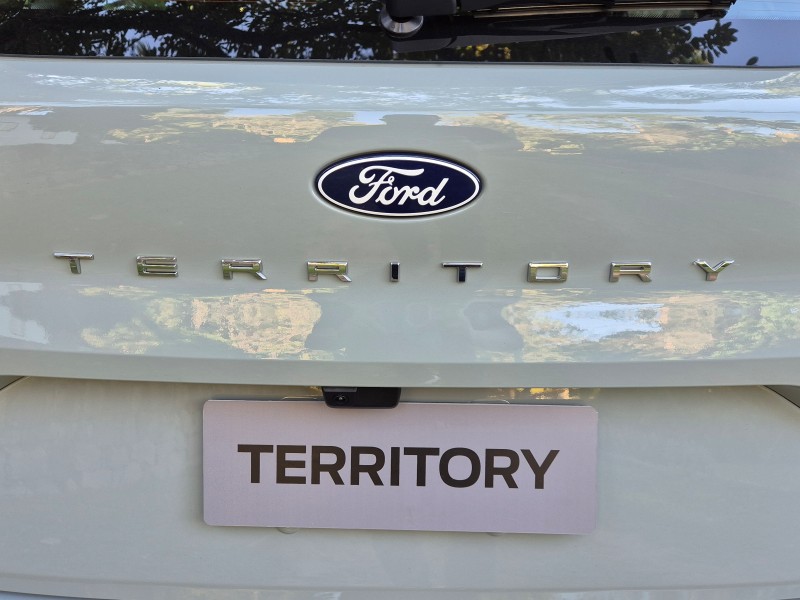 Ford Territory.