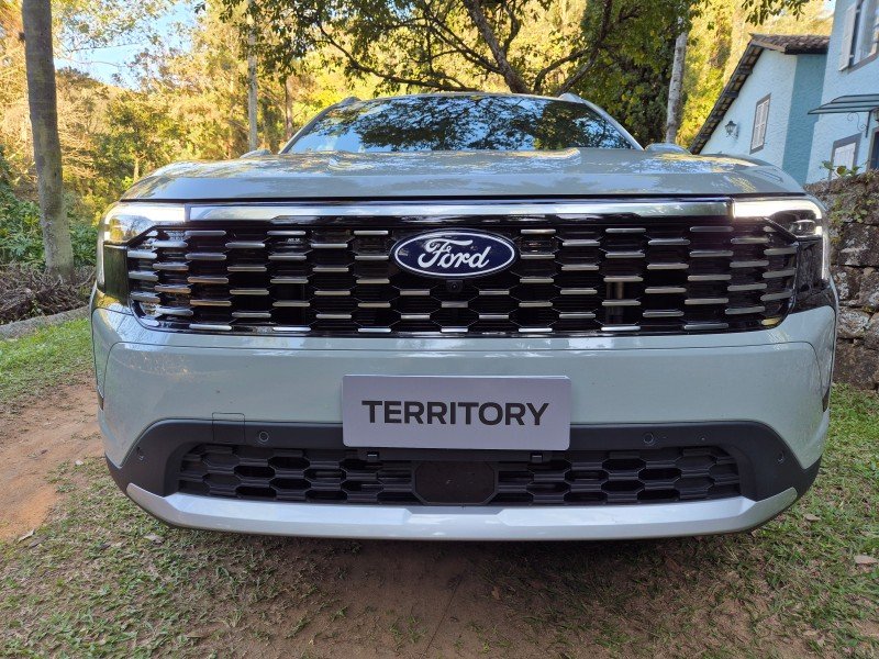 Ford Territory.