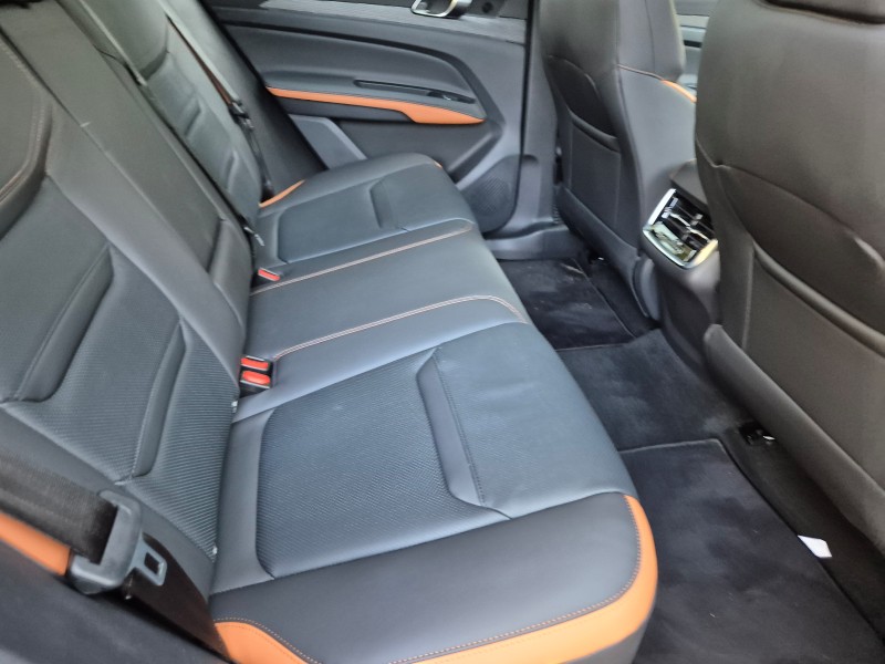 Ford Territory.