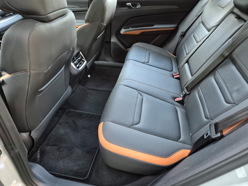 Ford Territory.