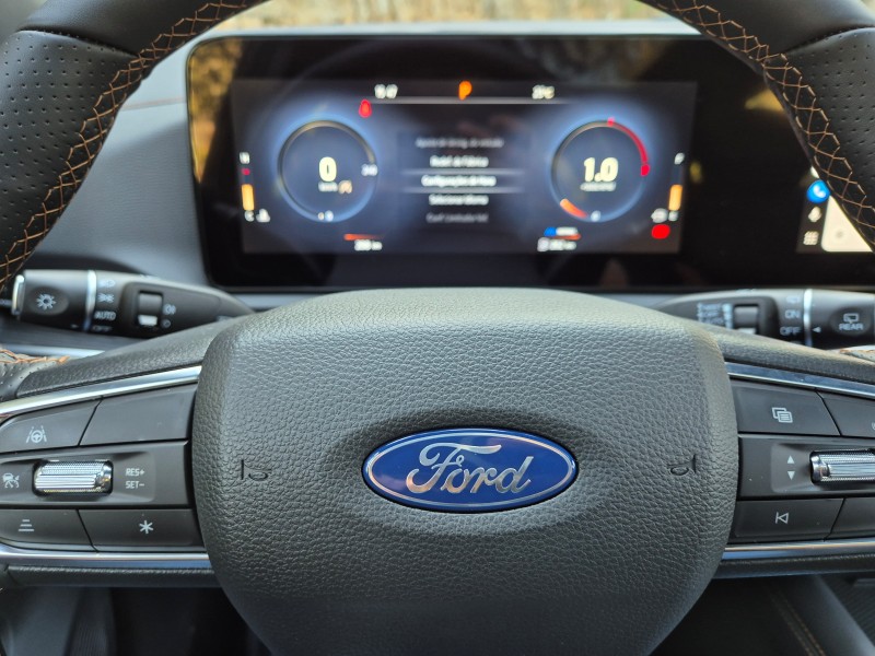 Ford Territory.