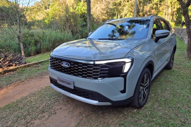 Ford Territory.