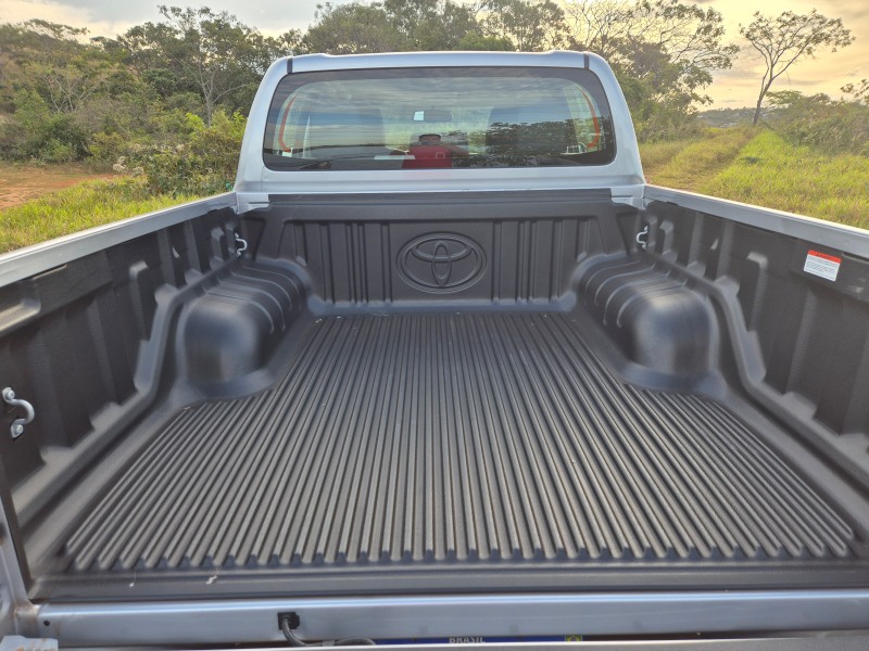 Toyota Hilux SRV.