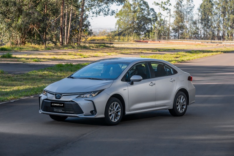 Toyota Corolla GLi Hybrid.