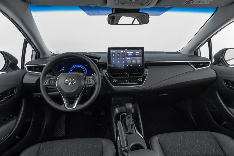 Toyota Corolla GLi Hybrid.