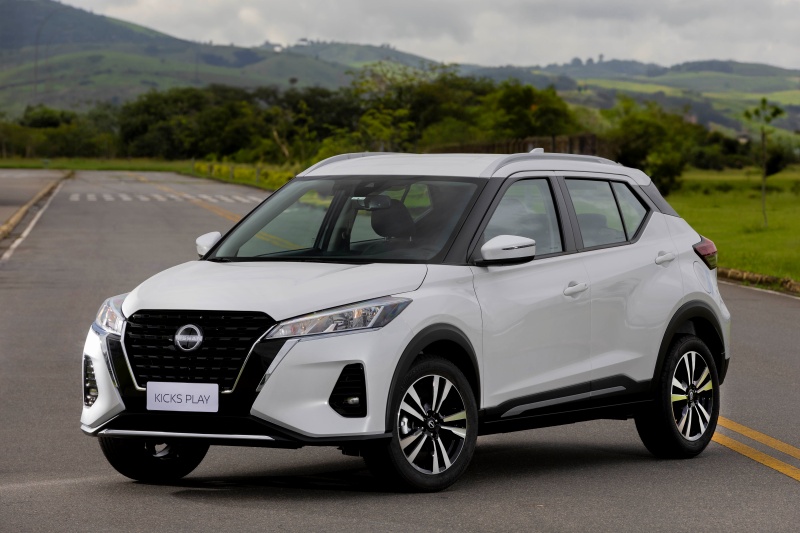 Nissan Kicks Play.
