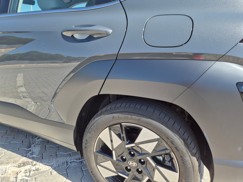Hyundai Kona.