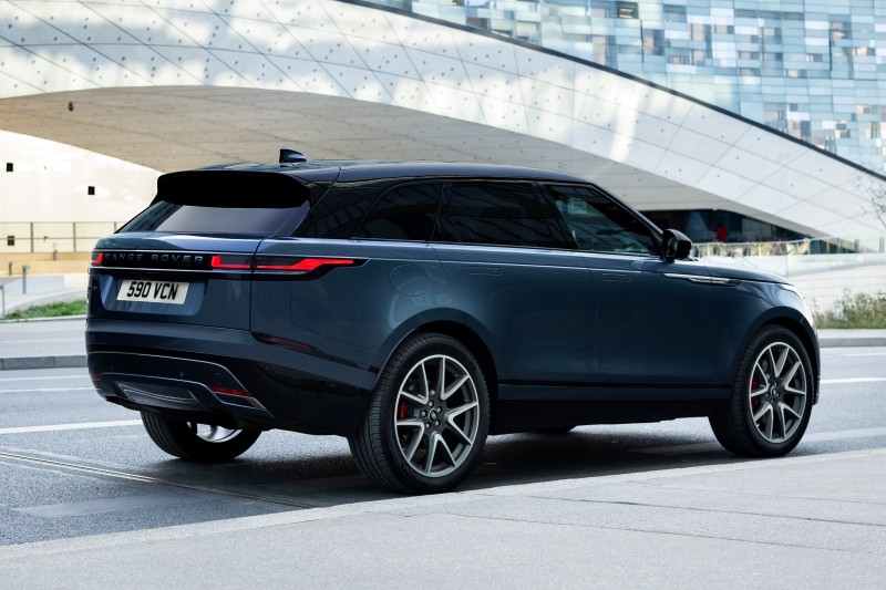 Range Rover Velar Autobiography.