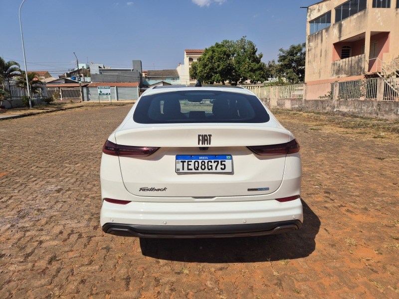 Fiat Fastback Impetus Hybrid.