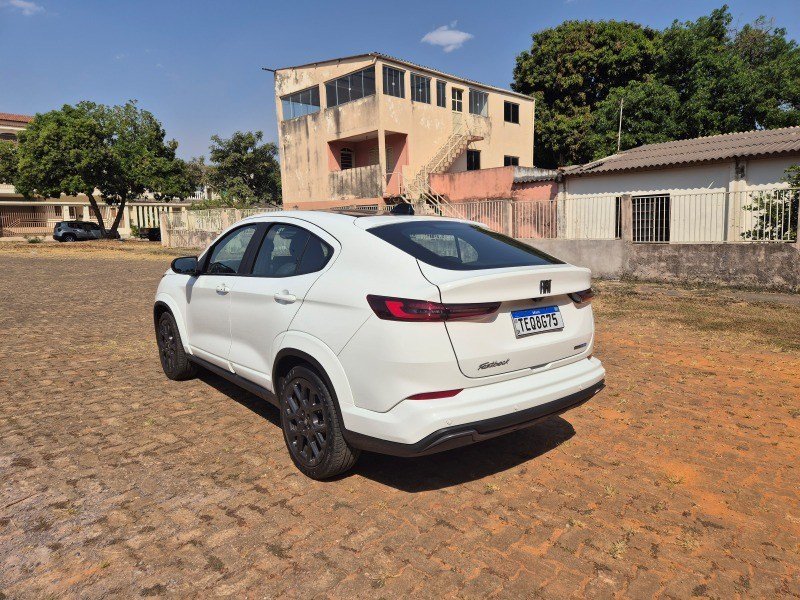 Fiat Fastback Impetus Hybrid.