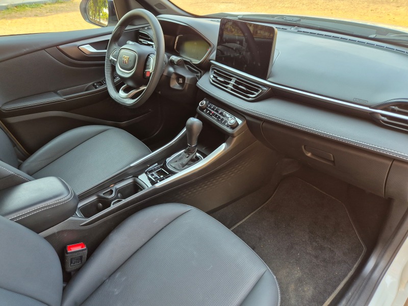Fiat Fastback Impetus Hybrid.