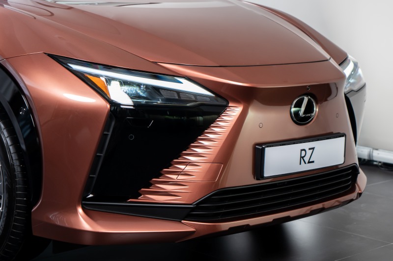Lexus RZ 500e.