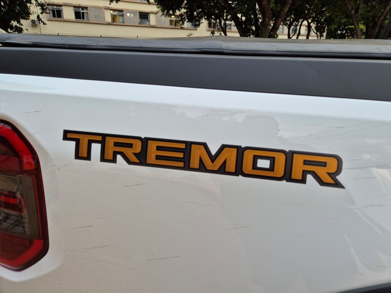 Ford Maverick Tremor.