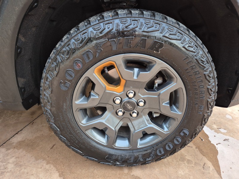 Ford Maverick Tremor.